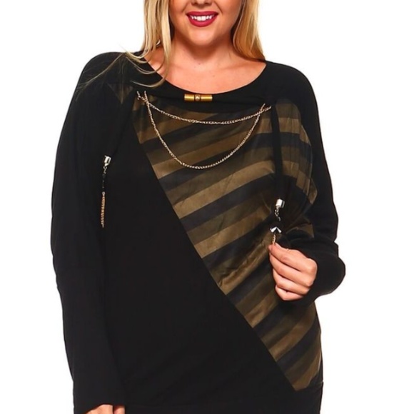 Knit Sweater with Striped Print and Necklace - Picture 1 of 4